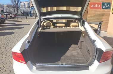 Лифтбек Audi A7 Sportback 2013 в 