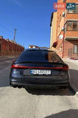 Лифтбек Audi A7 Sportback 2018 в 