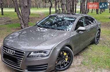Лифтбек Audi A7 Sportback 2010 в 