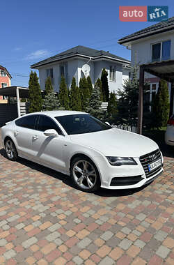 Лифтбек Audi A7 Sportback 2012 в 