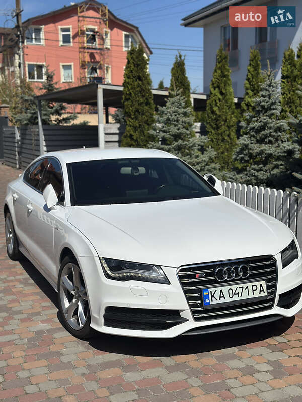Лифтбек Audi A7 Sportback 2012 в 