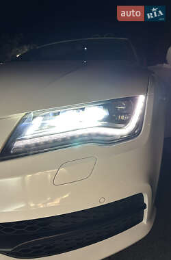 Лифтбек Audi A7 Sportback 2012 в 