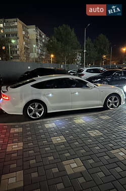 Лифтбек Audi A7 Sportback 2012 в 