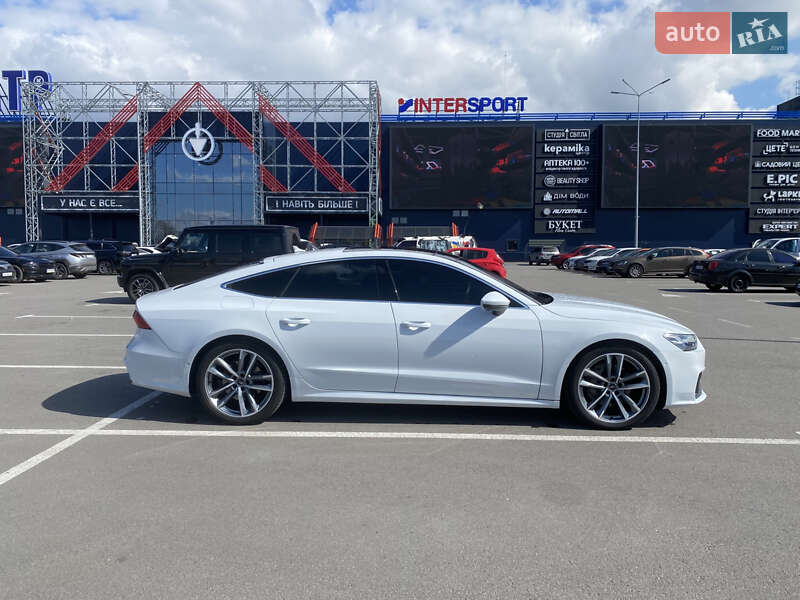Лифтбек Audi A7 Sportback 2020 в Киеве