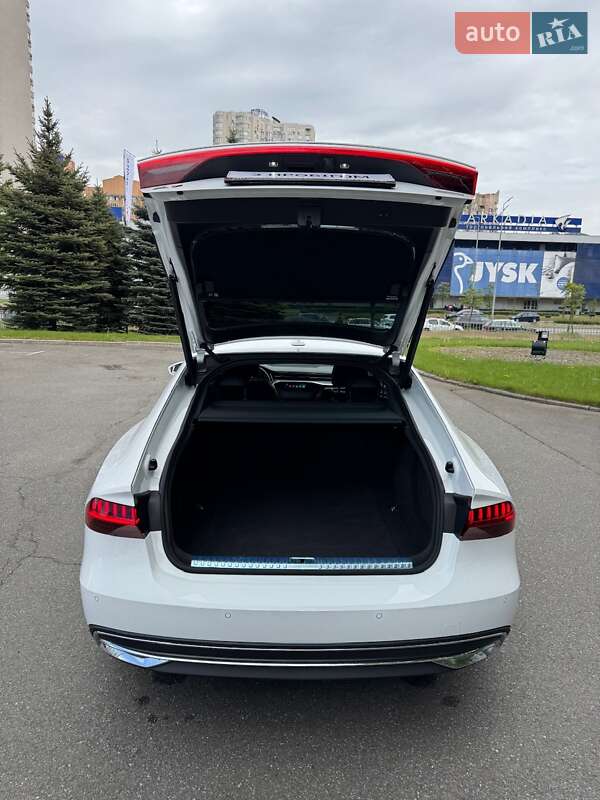 Лифтбек Audi A7 Sportback 2021 в Киеве