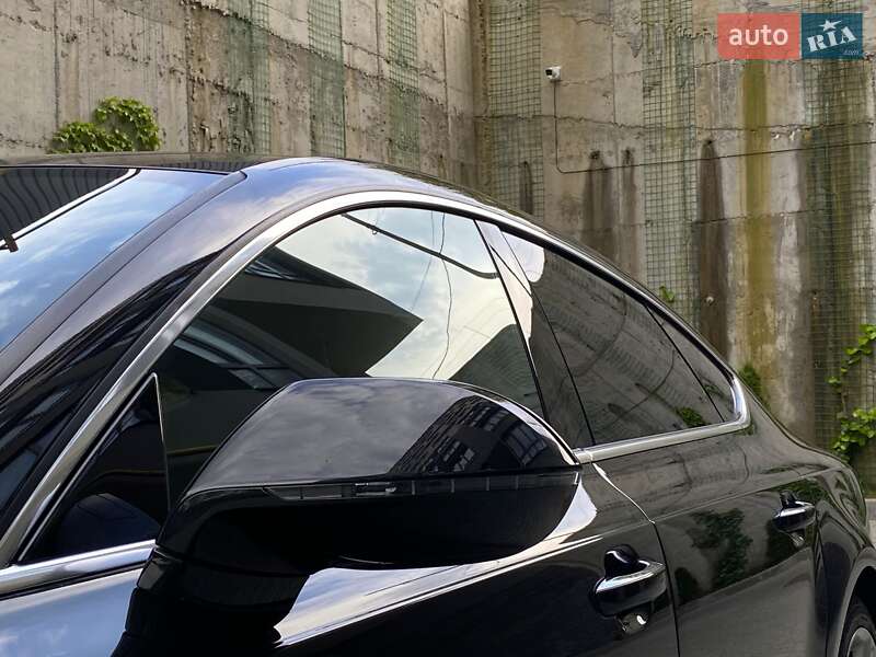 Лифтбек Audi A7 Sportback 2013 в Хмельницком