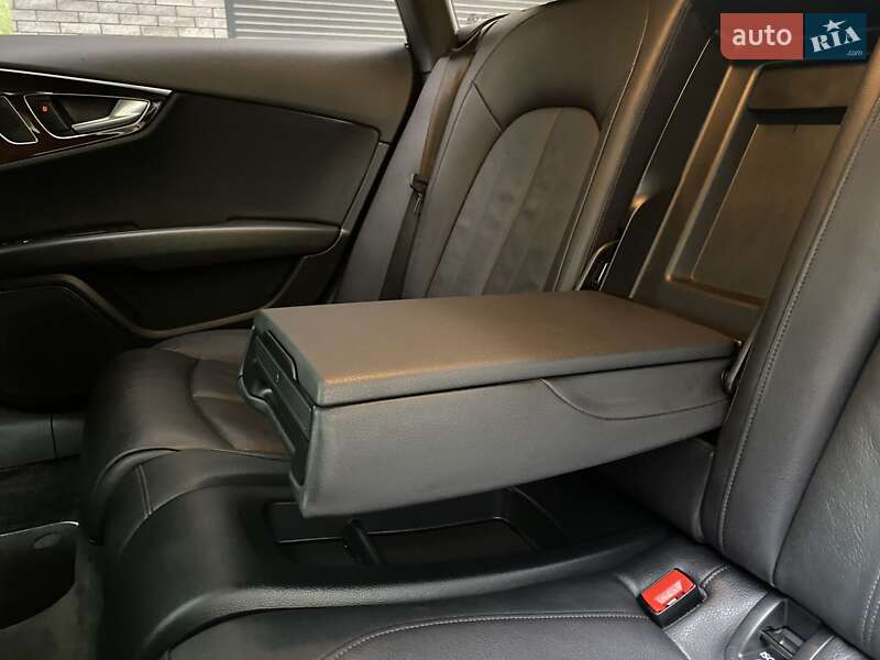 Лифтбек Audi A7 Sportback 2013 в Хмельницком