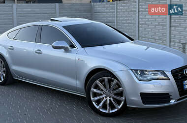 Лифтбек Audi A7 Sportback 2012 в 