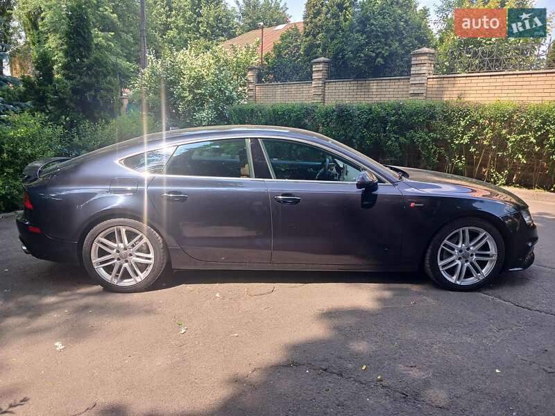 Лифтбек Audi A7 Sportback 2014 в Киеве