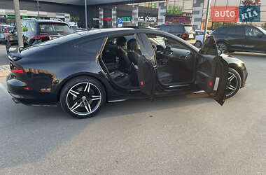 Лифтбек Audi A7 Sportback 2011 в 