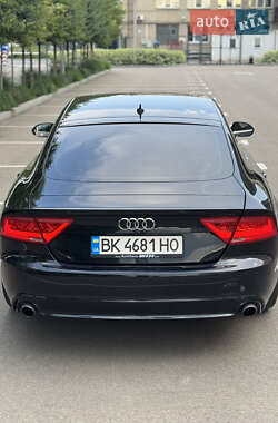 Лифтбек Audi A7 Sportback 2011 в 