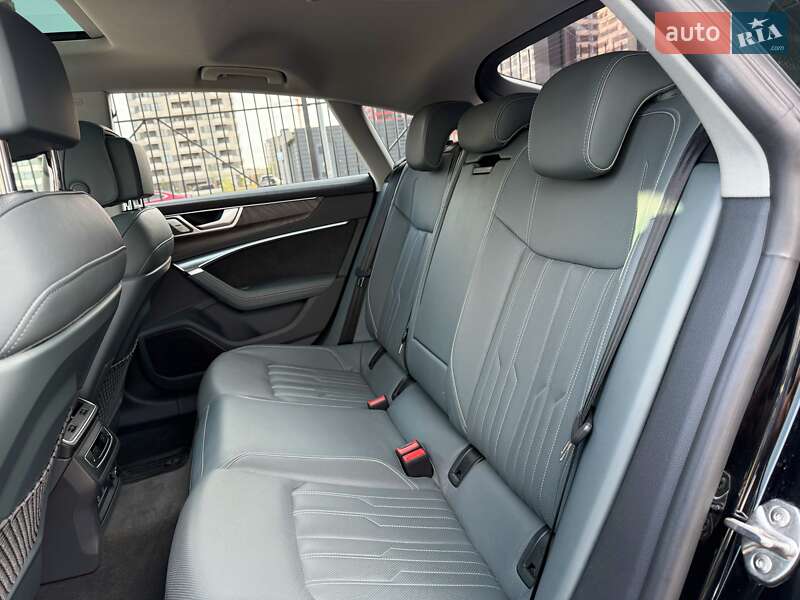 Лифтбек Audi A7 Sportback 2018 в Киеве