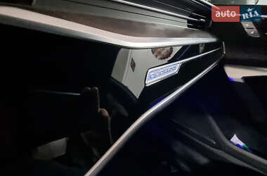 Лифтбек Audi A7 Sportback 2018 в 