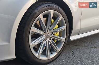 Лифтбек Audi A7 Sportback 2012 в 