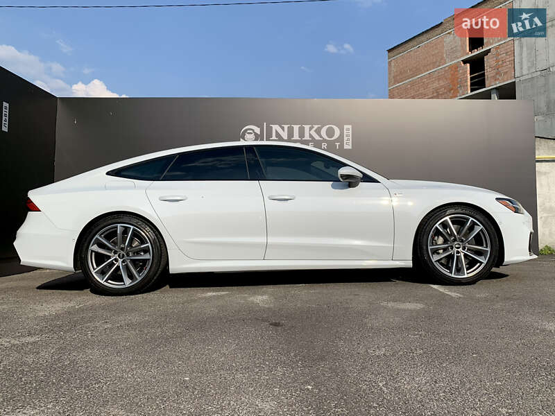 Лифтбек Audi A7 Sportback 2021 в Львове