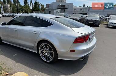 Лифтбек Audi A7 Sportback 2012 в 