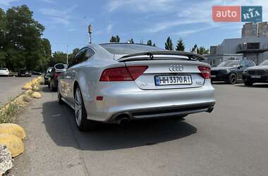 Лифтбек Audi A7 Sportback 2012 в 