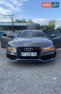 Лифтбек Audi A7 Sportback 2012 в 