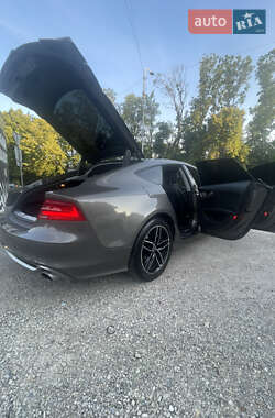 Лифтбек Audi A7 Sportback 2012 в 