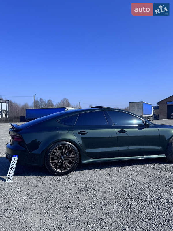 Лифтбек Audi A7 Sportback 2015 в Ровно