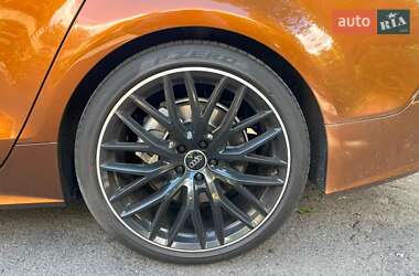 Лифтбек Audi A7 Sportback 2016 в 