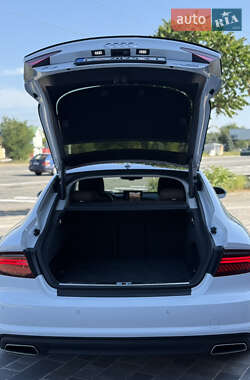 Лифтбек Audi A7 Sportback 2016 в 
