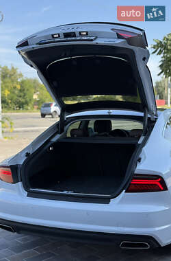 Лифтбек Audi A7 Sportback 2016 в 