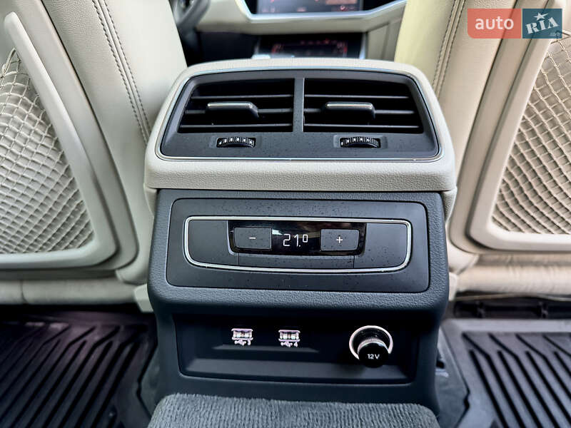 Лифтбек Audi A7 Sportback 2020 в Киеве