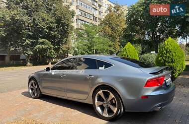 Лифтбек Audi A7 Sportback 2011 в 
