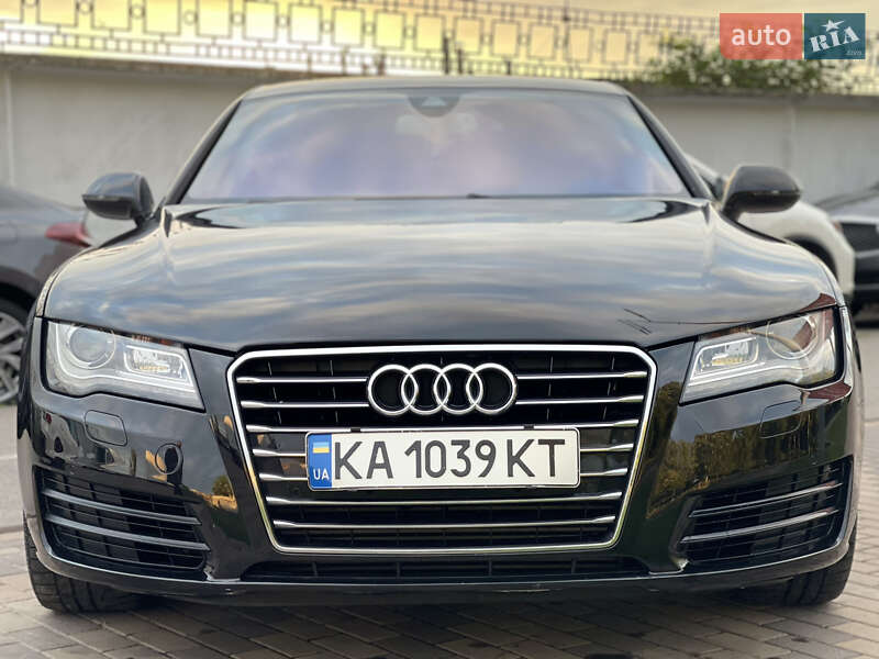 Лифтбек Audi A7 Sportback 2012 в 