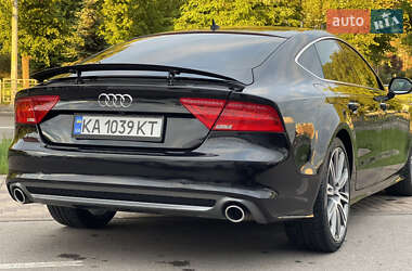 Лифтбек Audi A7 Sportback 2012 в 