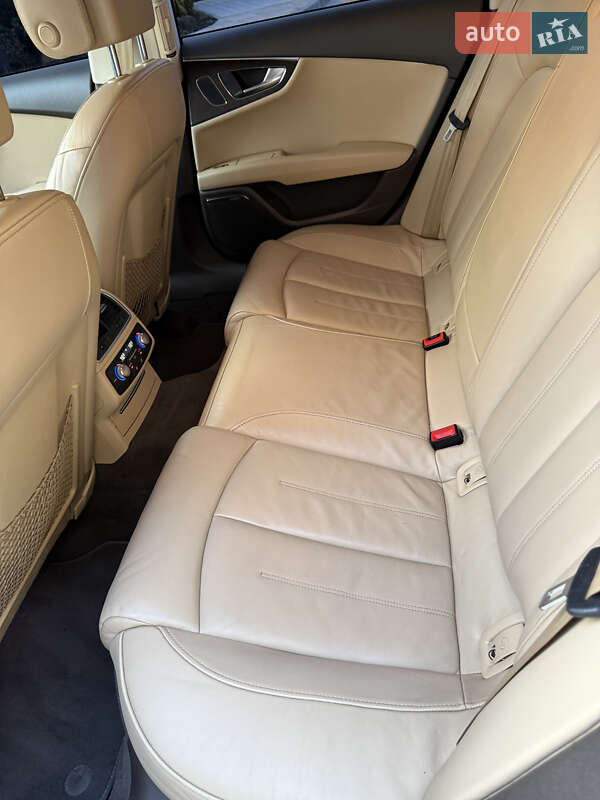 Ліфтбек Audi A7 Sportback 2011 в Софіївській Борщагівці фото 24 Ліфтбек Audi A7 Sportback 2011 в Софіївській Борщагівці