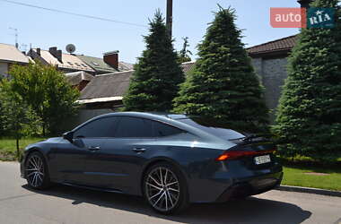 Лифтбек Audi A7 Sportback 2018 в 