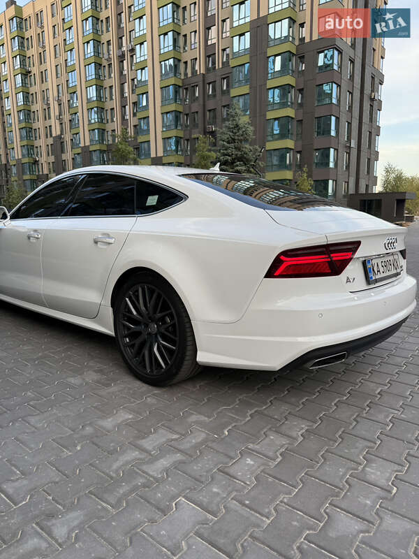 Лифтбек Audi A7 Sportback 2015 в Киеве