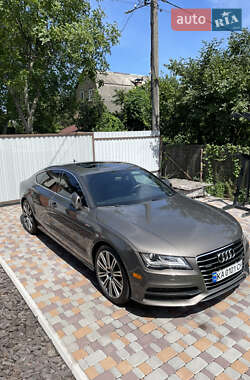 Лифтбек Audi A7 Sportback 2013 в 