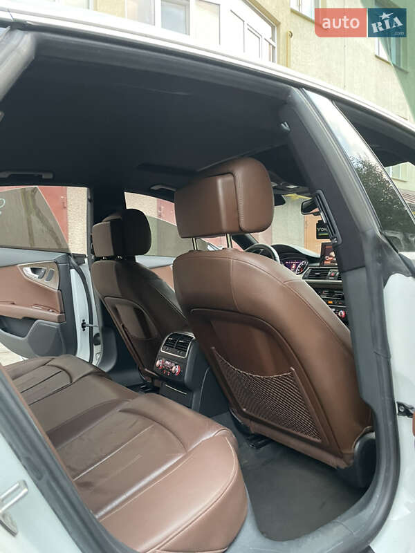 Лифтбек Audi A7 Sportback 2015 в Львове