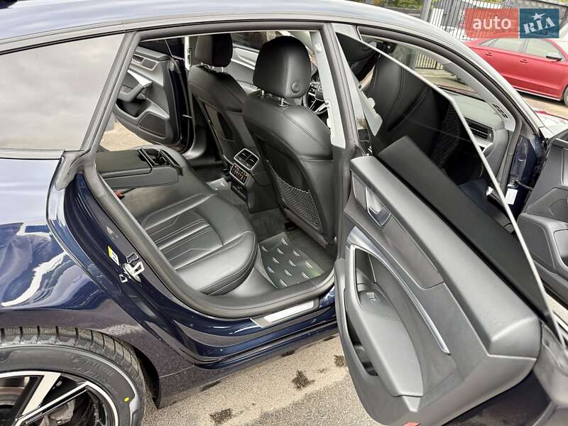 Лифтбек Audi A7 Sportback 2022 в Киеве