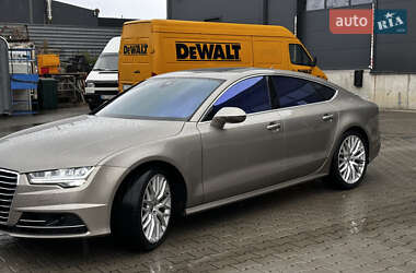 Лифтбек Audi A7 Sportback 2015 в 