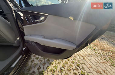 Лифтбек Audi A7 Sportback 2013 в 