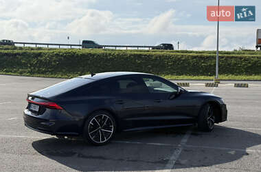 Лифтбек Audi A7 Sportback 2022 в 