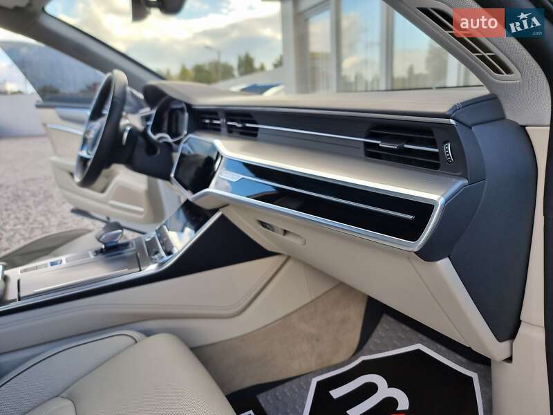 Лифтбек Audi A7 Sportback 2018 в Киеве
