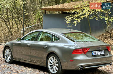 Лифтбек Audi A7 Sportback 2012 в 