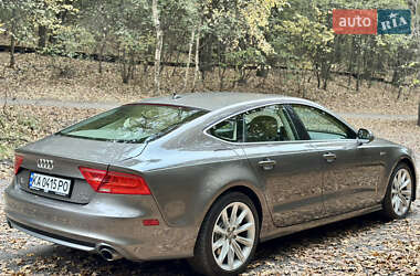 Лифтбек Audi A7 Sportback 2012 в 