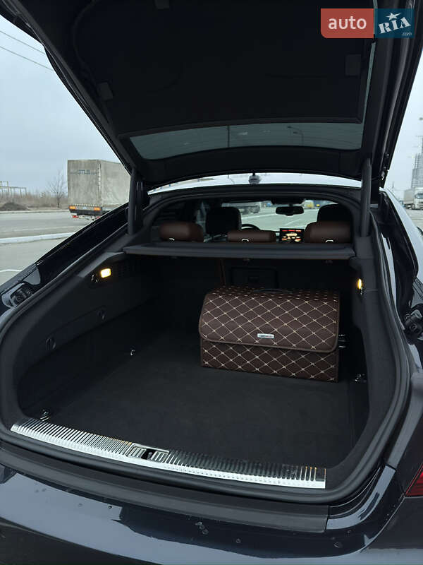 Лифтбек Audi A7 Sportback 2015 в Киеве