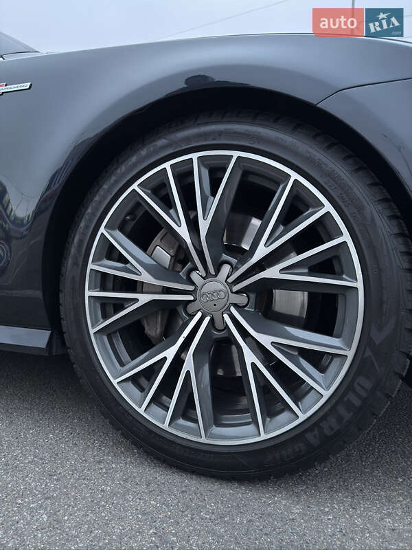 Лифтбек Audi A7 Sportback 2015 в Киеве