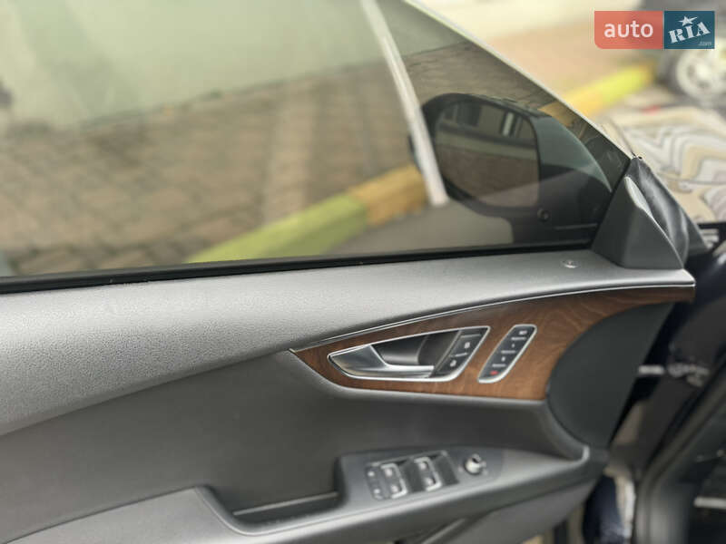 Лифтбек Audi A7 Sportback 2014 в Вишневом фото 2 Лифтбек Audi A7 Sportback 2014 в Вишневом