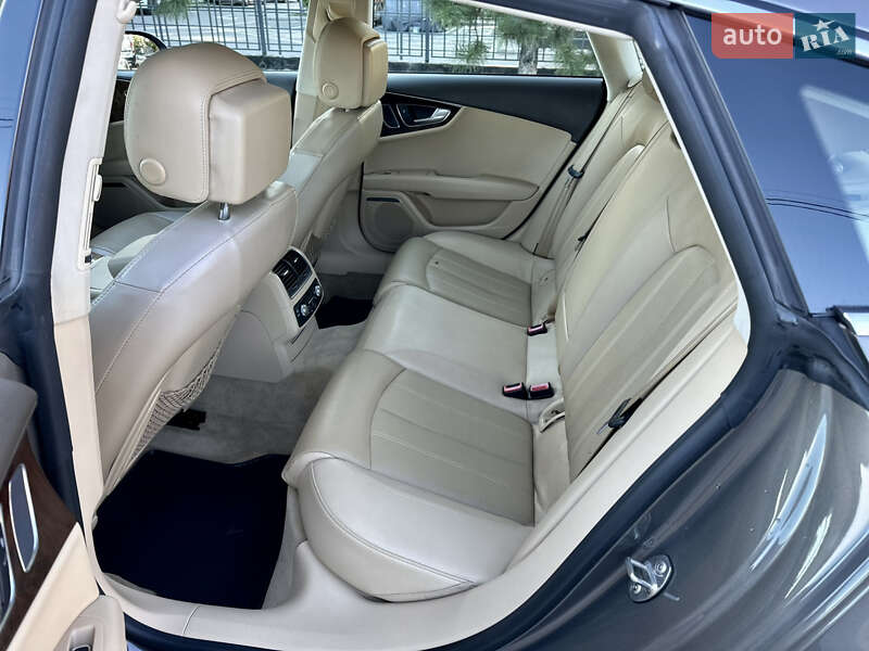 Лифтбек Audi A7 Sportback 2012 в Киеве фото 26 Лифтбек Audi A7 Sportback 2012 в Киеве