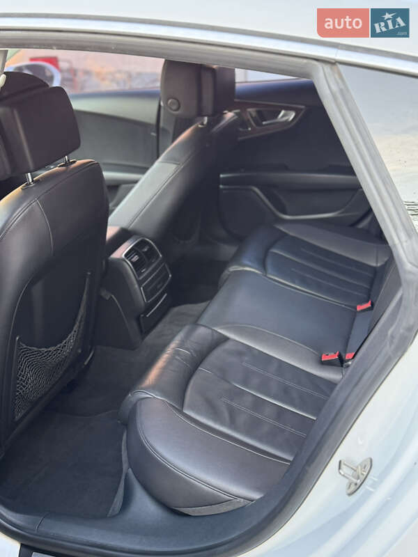 Лифтбек Audi A7 Sportback 2014 в Владимире фото 64 Лифтбек Audi A7 Sportback 2014 в Владимире