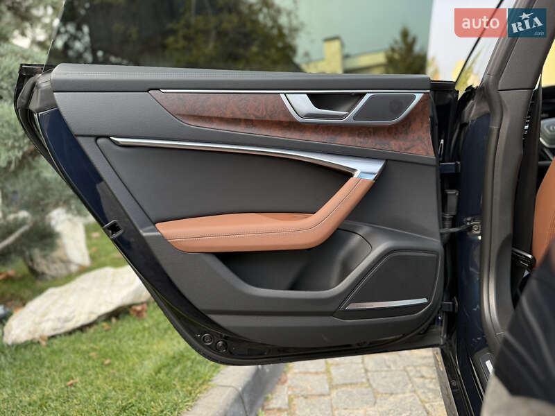 Лифтбек Audi A7 Sportback 2022 в Львове