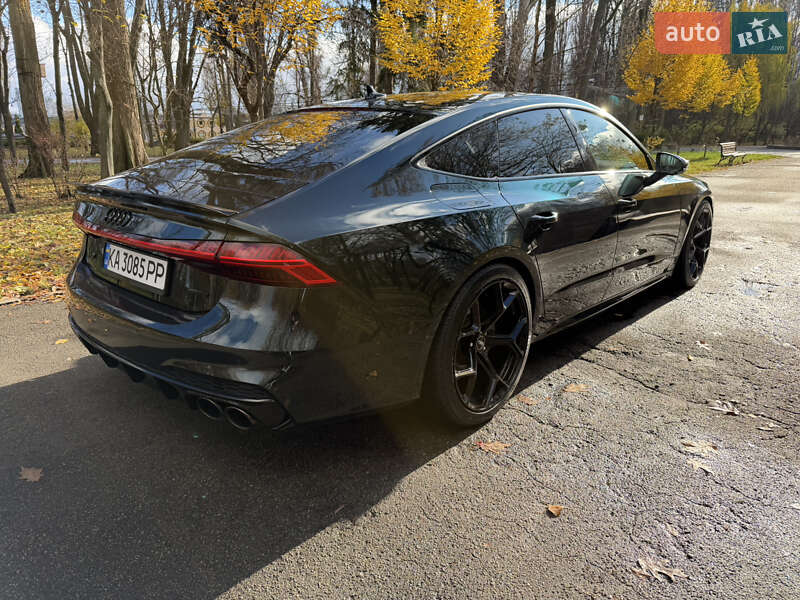 Лифтбек Audi A7 Sportback 2018 в Киеве